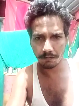 KingNaheed02 online show from May 9, 2026, 5:05 pm