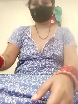 babi8877 online show from May 28, 2026, 4:57 pm
