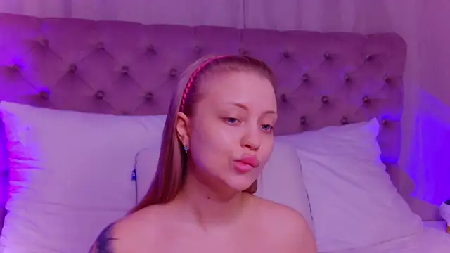 Snapshot of DorissHilton chatting on May 21, 2026, 6:05 pm DorissHilton online show from May 21, 2026, 6:05 pm