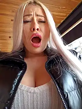 Snapshot of MILFBARBY chatting on February 17, 2025, 11:13 am MILFBARBY online show from February 17, 2025, 11:13 am