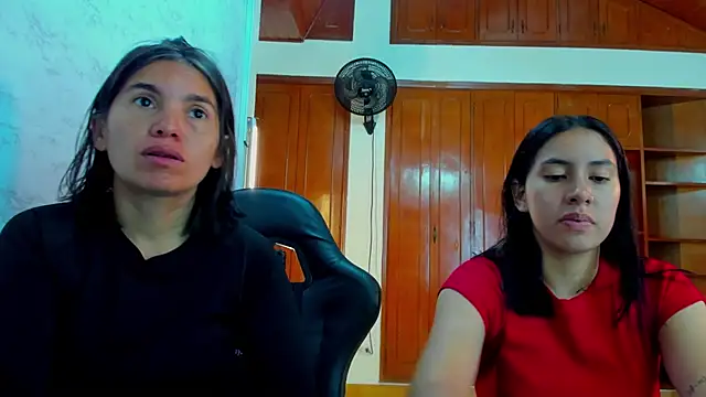 Soffy and Emily online show from June 19, 2026, 12:33 pm