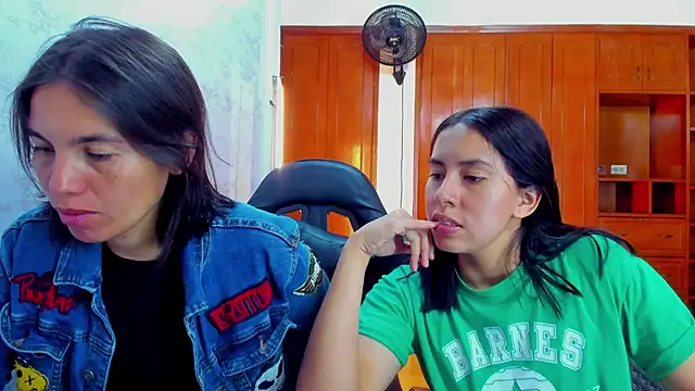 Soffy and Emily online show from June 17, 2026, 12:37 pm