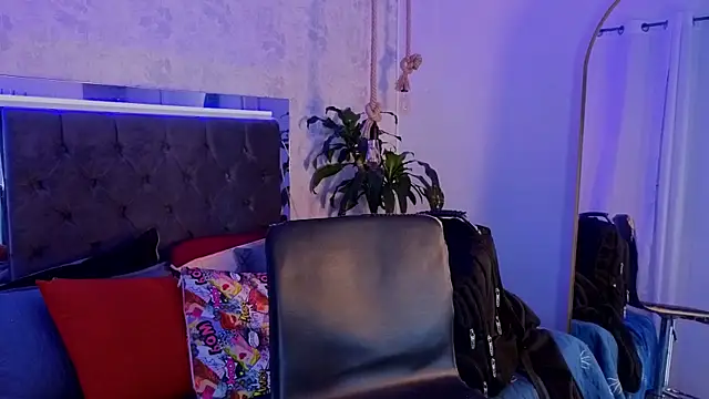 tian sex online show from June 9, 2026, 4:35 am