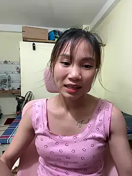 Snapshot of Vi_sexyy chatting on June 21, 2026, 8:31 am Vi sexyy online show from June 21, 2026, 8:31 am