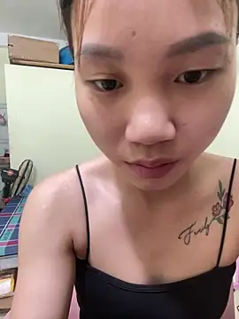 Snapshot of Vi_sexyy chatting on June 18, 2026, 9:25 am Vi sexyy online show from June 18, 2026, 9:25 am