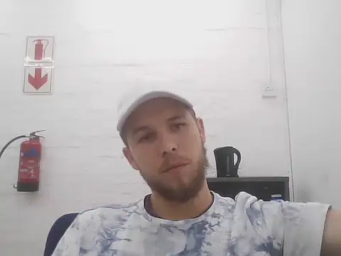 Snapshot of Bman3121 chatting on May 29, 2026, 7:58 am Bman3121 online show from May 29, 2026, 7:58 am