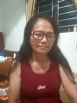 Vieekee online show from June 22, 2026, 9:56 pm
