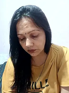 simmy14321 online show from June 22, 2026, 5:10 pm