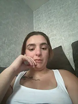 LexiXXoo online show from May 27, 2026, 6:37 pm