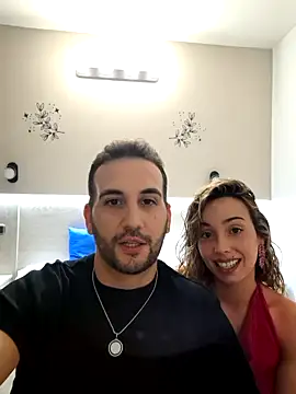 space couple online show from June 20, 2026, 9:42 pm
