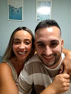 space couple online show from July 3, 2026, 9:43 pm
