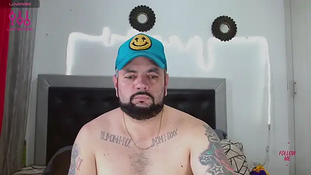 perverseveteranmanxxx online show from October 7, 2025, 9:49 pm