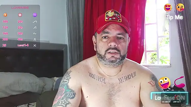 Snapshot of perverseveteranmanxxx chatting on May 3, 2026, 6:11 pm perverseveteranmanxxx online show from May 3, 2026, 6:11 pm