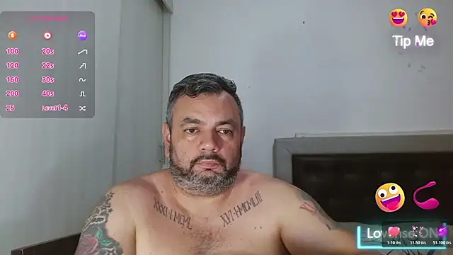 Snapshot of perverseveteranmanxxx chatting on May 6, 2026, 3:32 am perverseveteranmanxxx online show from May 6, 2026, 3:32 am