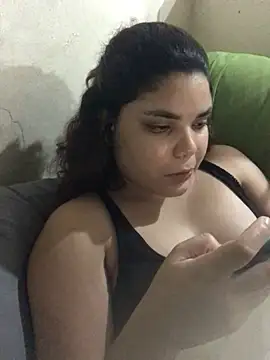 Snapshot of Cliaclara chatting on July 4, 2026, 4:41 am Cliaclara online show from July 4, 2026, 4:41 am