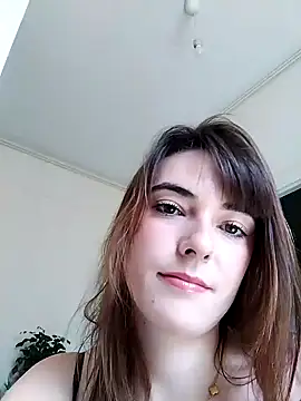 Snapshot of Vierge-Marie chatting on May 13, 2026, 1:07 pm Vierge-Marie online show from May 13, 2026, 1:07 pm