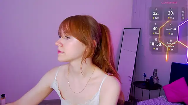 Snapshot of Angel_Fleur chatting on June 15, 2026, 1:28 am Angel Fleur online show from June 15, 2026, 1:28 am