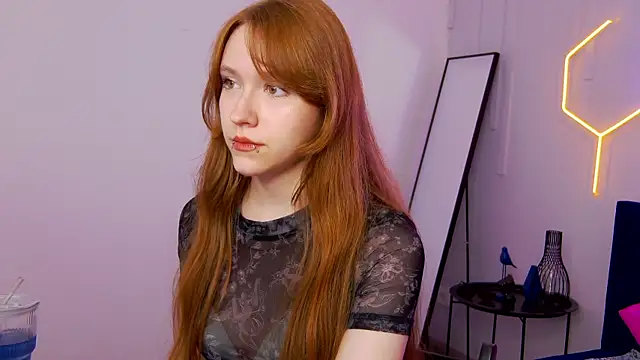 Snapshot of Angel_Fleur chatting on June 7, 2026, 1:22 am Angel Fleur online show from June 7, 2026, 1:22 am