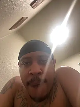 marxobrazy27 online show from May 11, 2026, 1:34 pm