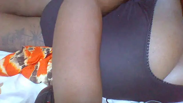 BigChocoTities  online show from May 27, 2026, 12:23 pm