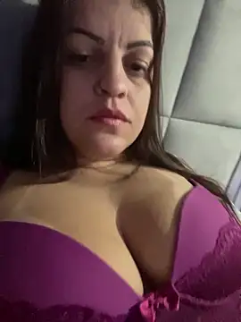 Snapshot of sweet_milenaa chatting on June 22, 2026, 11:29 am sweet milenaa online show from June 22, 2026, 11:29 am