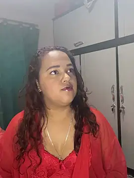 saramichell445734 online show from May 17, 2026, 11:21 am