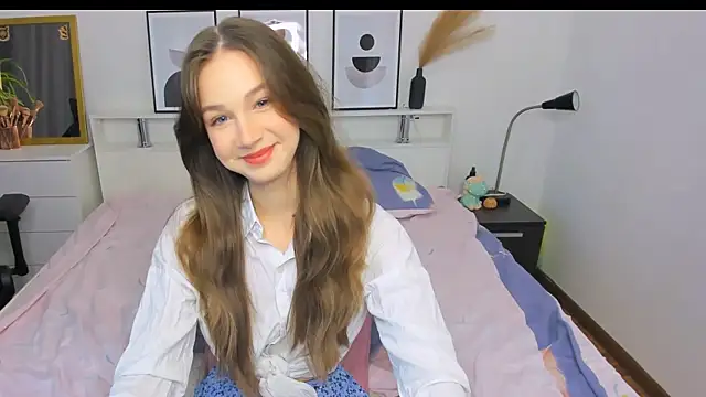 Baby Dana1 online show from May 12, 2026, 3:51 pm