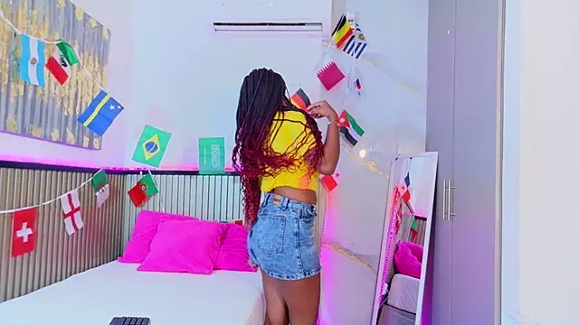 Snapshot of _anais_rose_ chatting on June 27, 2026, 7:31 pm anais rose online show from June 27, 2026, 7:31 pm