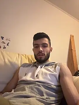 Snapshot of Z-man- chatting on May 23, 2026, 10:53 pm Z-man- online show from May 23, 2026, 10:53 pm