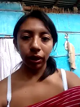 gatita2212 online show from May 18, 2026, 2:00 pm