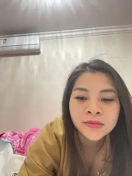 Snapshot of Lucky_xiao chatting on May 14, 2026, 4:59 pm Lucky xiao online show from May 14, 2026, 4:59 pm