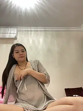 Lucky xiao online show from July 12, 2026, 5:25 pm