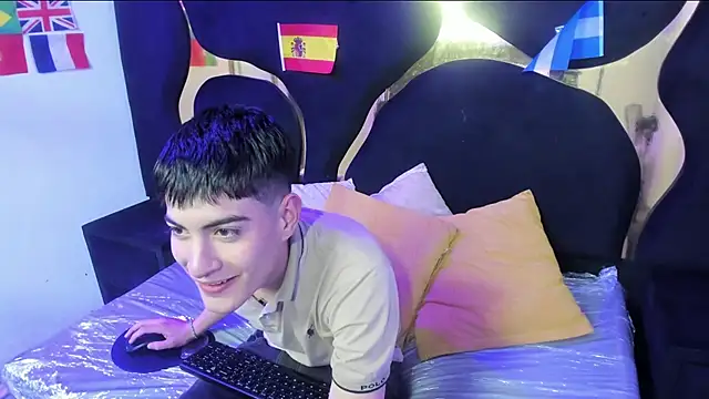 andylol330 online show from July 21, 2026, 5:42 am