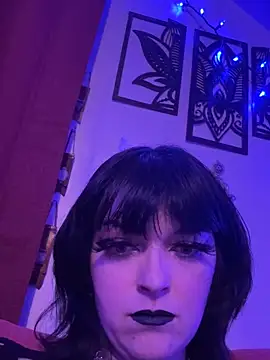 VivianRose33 online show from May 15, 2026, 12:19 am