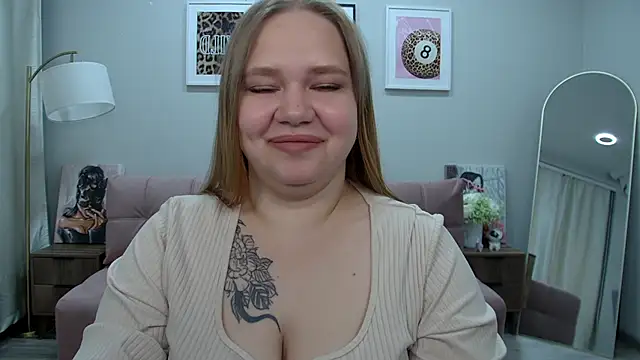 DianaKristol online show from June 22, 2026, 3:25 am