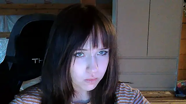 NoirEva online show from May 23, 2026, 5:12 pm