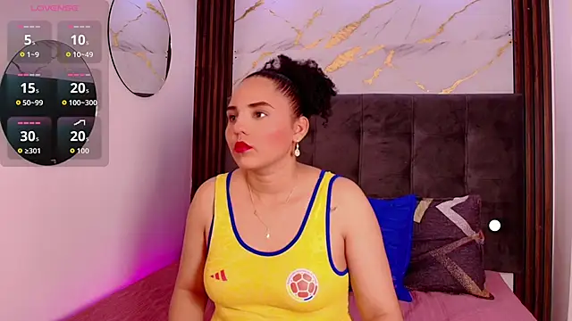 Snapshot of Sol__Latina chatting on June 19, 2026, 3:34 am Sol Latina online show from June 19, 2026, 3:34 am