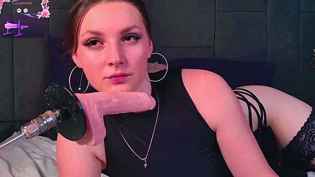 MsVix online show from June 14, 2026, 8:10 pm