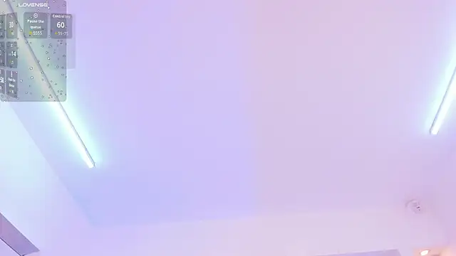 Snapshot of CristalCollins_ chatting on May 14, 2026, 5:59 am CristalCollins online show from May 14, 2026, 5:59 am