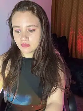 Sami ferrer online show from May 18, 2026, 3:50 am