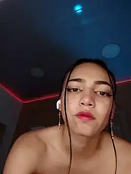 Snapshot of bellaxmami chatting on May 25, 2026, 7:56 pm bellaxmami online show from May 25, 2026, 7:56 pm