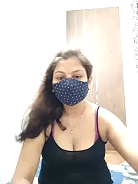hot kiran2000 online show from July 2, 2026, 2:12 pm