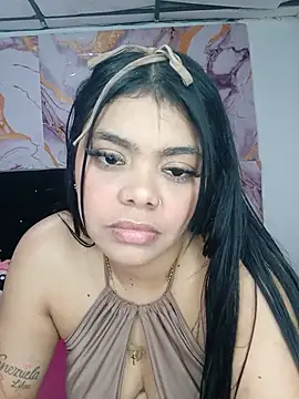 luxuryluna online show from June 25, 2026, 11:43 pm