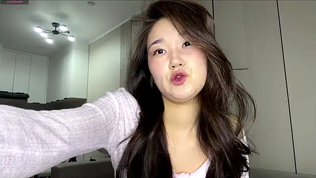 very hot japanese girl online show from June 20, 2026, 7:08 pm