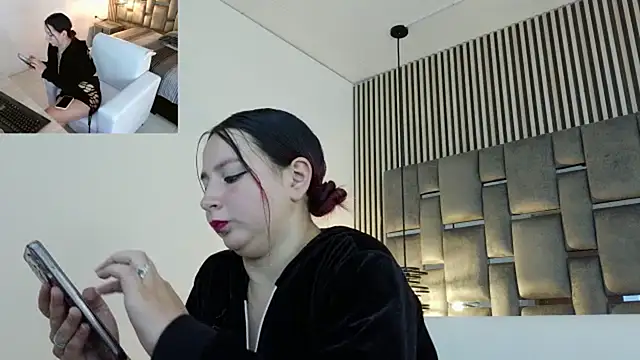 abigailthxx online show from May 14, 2026, 11:24 pm