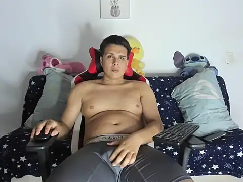 alexerdiego online show from June 22, 2026, 2:39 am