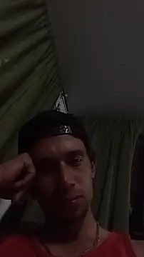Snapshot of El_CharlyX69X chatting on June 13, 2026, 5:05 am El CharlyX69X online show from June 13, 2026, 5:05 am