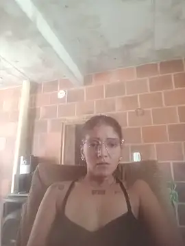 PamelaLiam online show from May 26, 2026, 4:27 pm