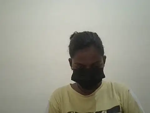 Snapshot of hot_shivani13 chatting on August 4, 2026, 8:52 am hot shivani13 online show from August 4, 2026, 8:52 am
