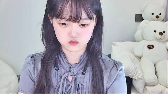 Evil-Bunny007 online show from June 14, 2026, 12:28 pm